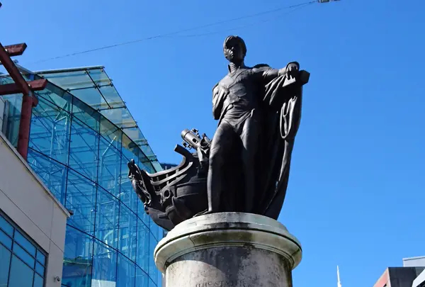Statue of Horatio Nelson, Birminghamの写真・動画_image_503250