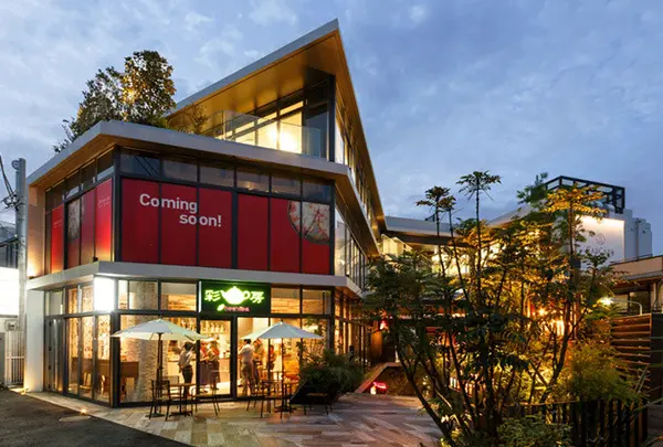 スポンティーニ CASCADE原宿店