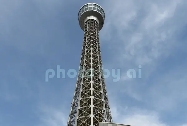 横浜マリンタワー