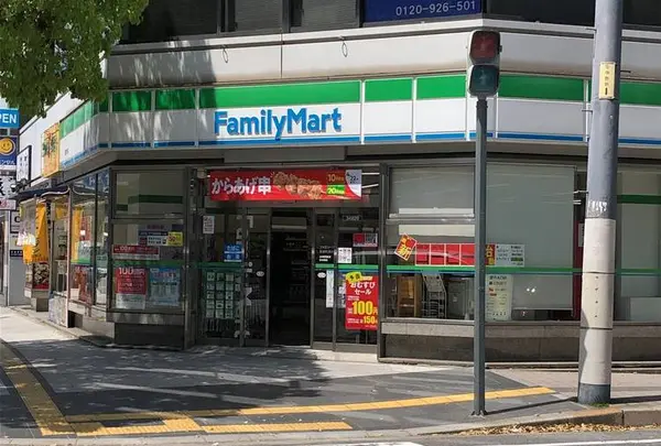 ファミリーマート 紙屋町東店