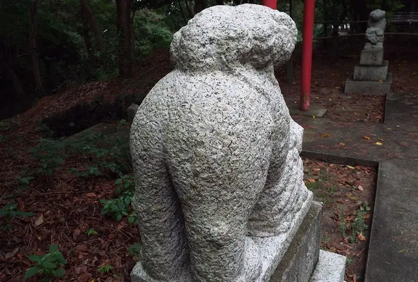 狛犬のお尻