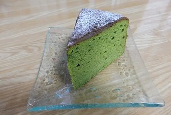 季節のお菓子が登場…！