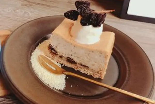 Little Village Cafe