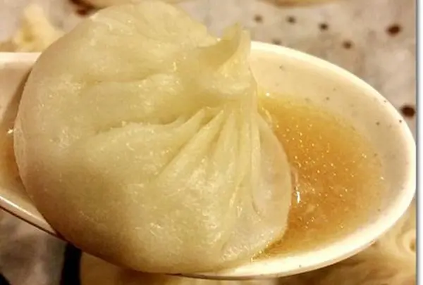 犂園湯包館
