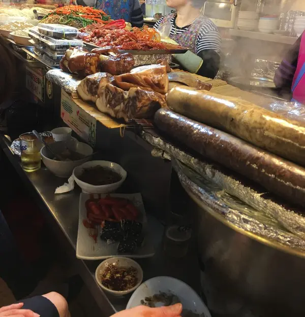 巨大なミミズ（笑。