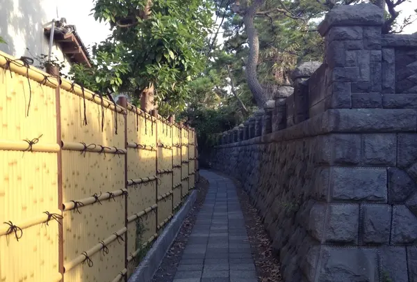 無名の路地裏