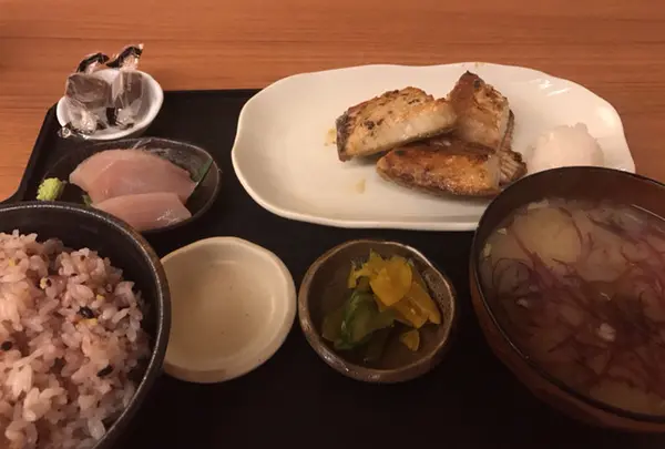 焼き魚専門店 ハラス屋