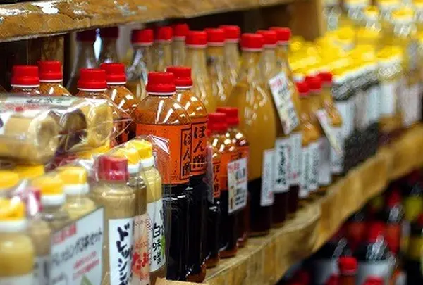 季節に合わせたものが並びます