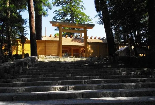 伊勢神宮