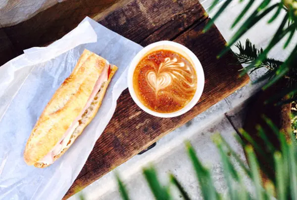 キャメルバック サンドウィッチ&エスプレッソ（Camelback sandwich&espresso）