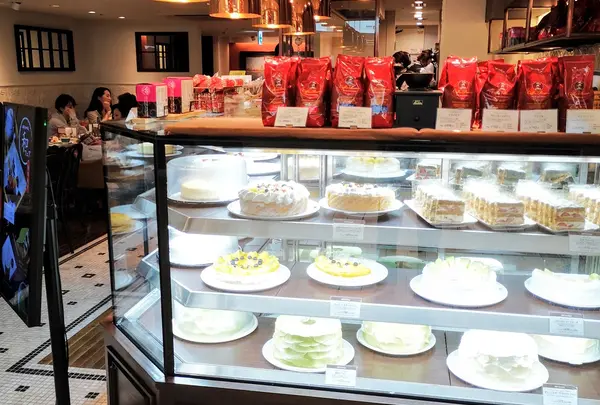 【ジョイナス B1F】カフェラミル 横浜ジョイナス クラシック店