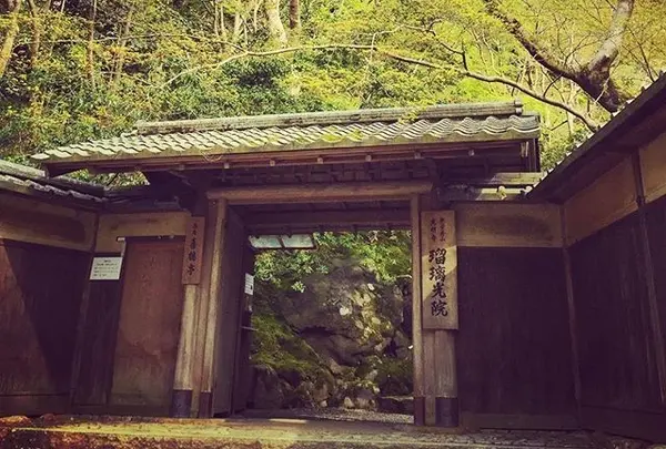 山門