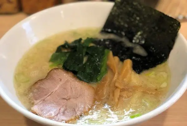 塩豚骨らーめん たちひら