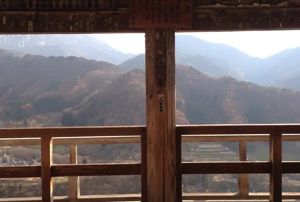 階段を上り切ったら・・・