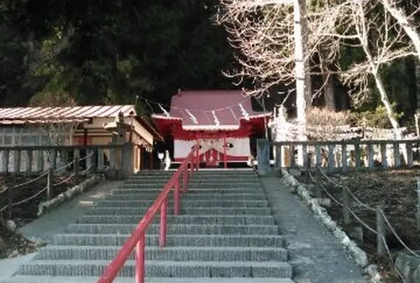 御座石神社