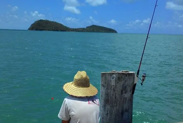 島人と、ぼ～っとする釣り時間