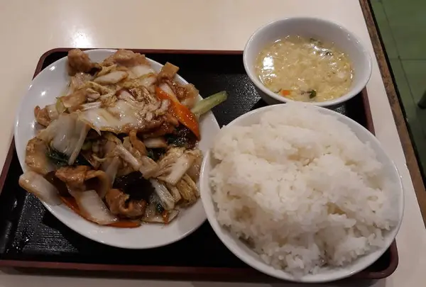 【閉店】東亜飯店