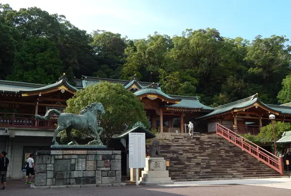 鎮西大社 諏訪神社