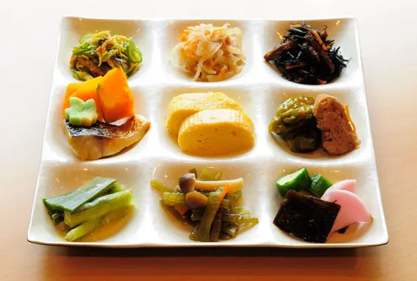人気の京おばんざいビュッフェ店