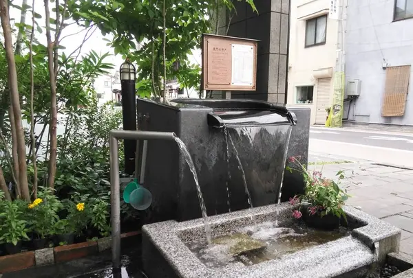 松本湧き水巡り②～東門の井戸～