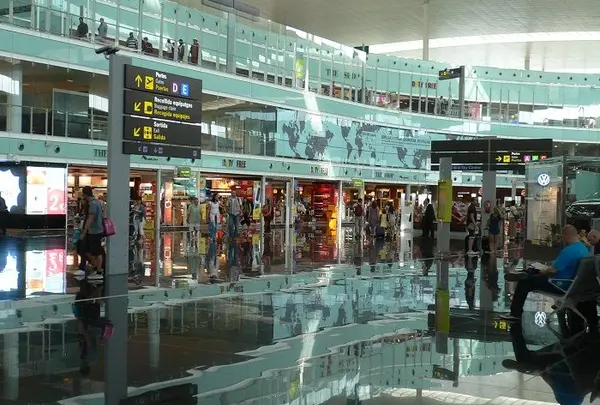 バルセロナ・エル・プラット国際空港