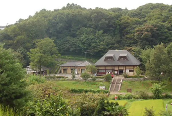 県立座間谷戸山公園