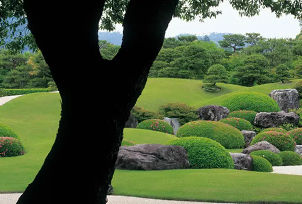 足立美術館 (Adachi Museum of Art)