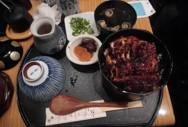 どんぶり稲生エスカ店