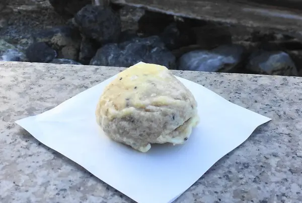 温泉まんじゅう山びこ