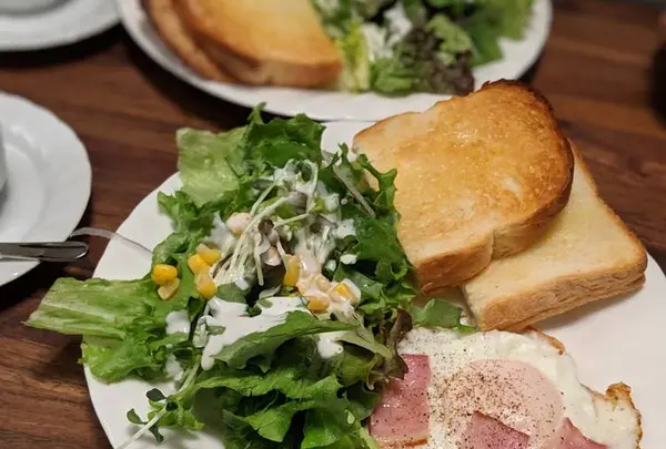 9:00からモーニング営業も🌅大人の朝活にぴったり✨