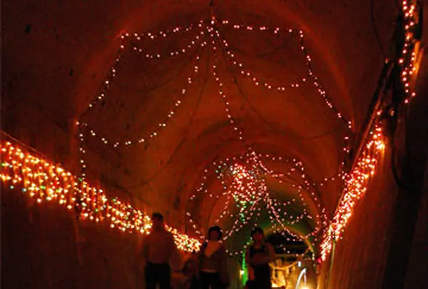 高森湧水トンネル公園