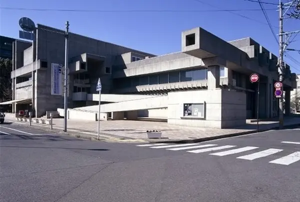 アートプラザ