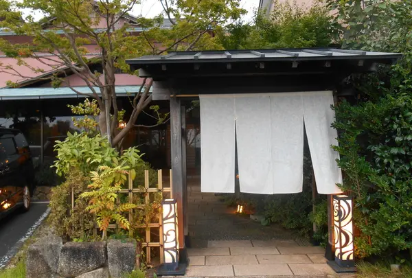 おもひで野 じんで