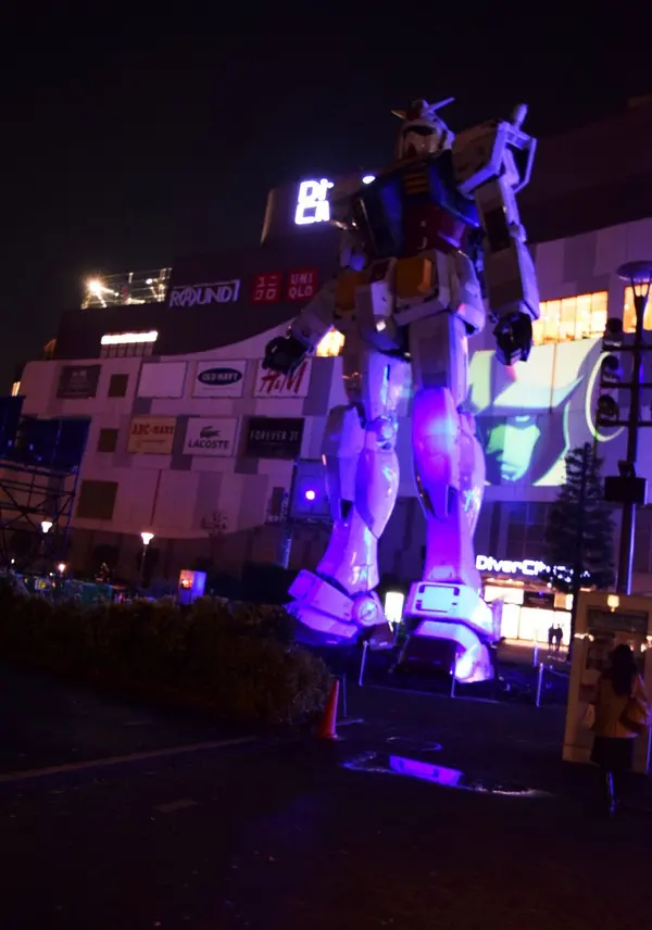 ガンダム像
