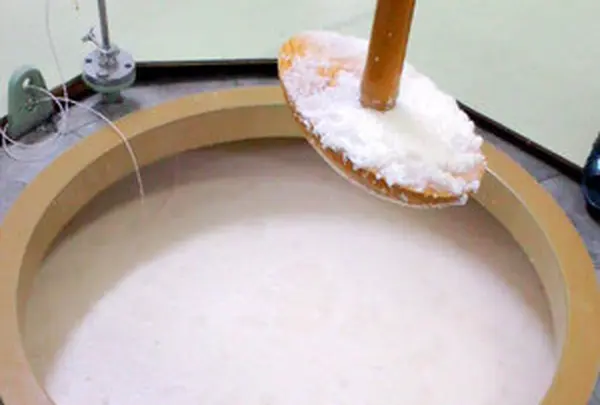 要予約で酒造りが見学できます
