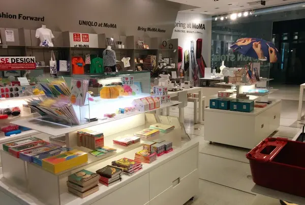 オシャレな限定グッズが購入できるのも魅力！