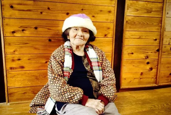 島の最高齢のシマさん。