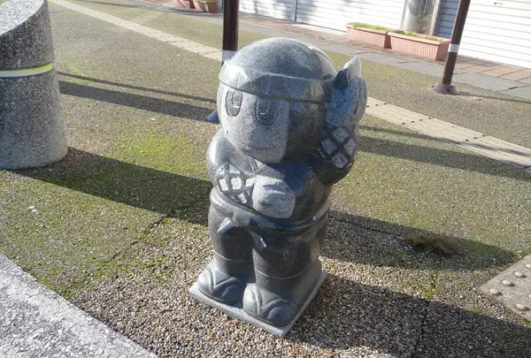 忍者の像