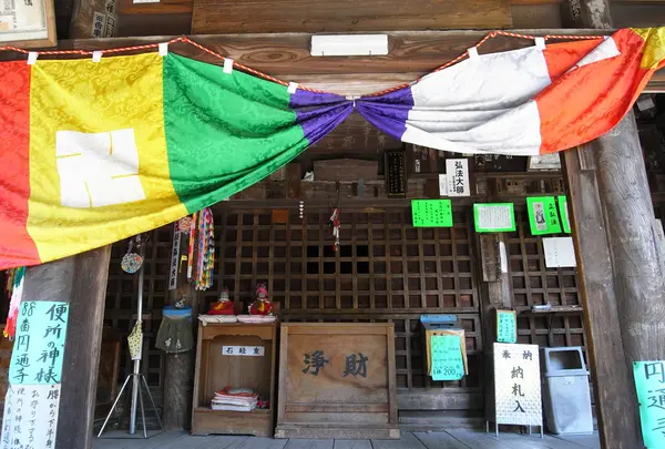 正直言って地味です
