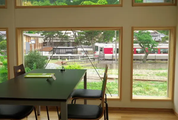 竹田駅からすぐ近く