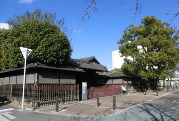 樟徳館