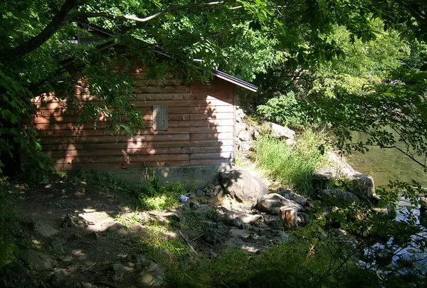 半島の中にある温泉も攻略