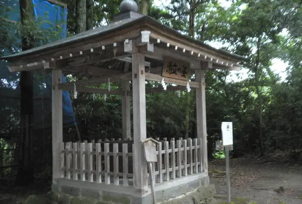 前田家寄進の湯立の釜