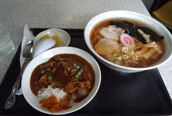 ラーメンカレーセット