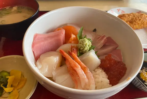 海鮮丼