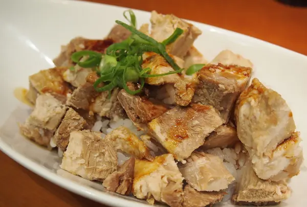 チャーシュー丼