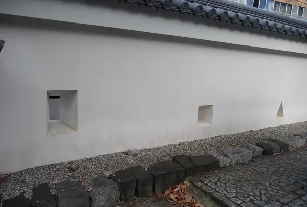 鉄砲狭間