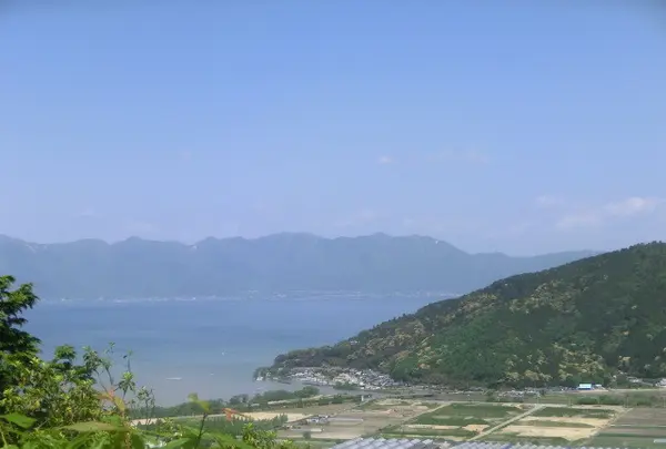 八幡山の山頂付近からの景色