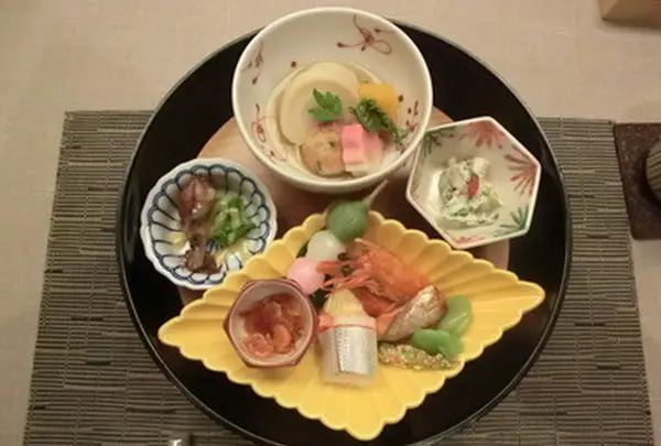 人気メニュー「手毬膳」