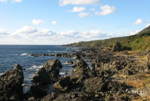 五能線　岩館駅近く海岸部